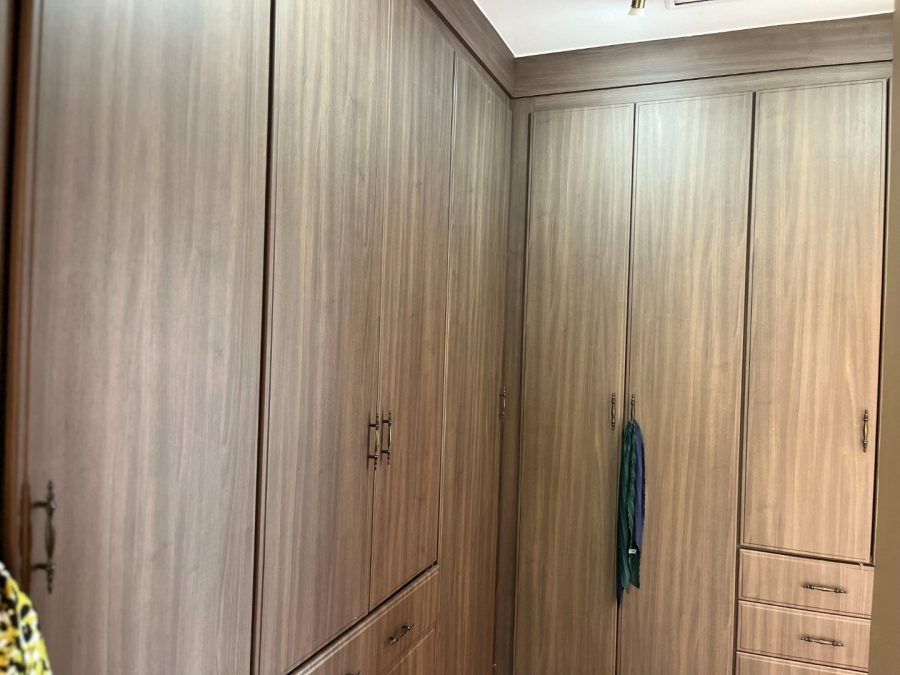 To Let 4 Bedroom Property for Rent in Melodie North West